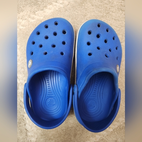 CROCS Blue Crocband Clogs J1 Size 1 Youth - Picture 2 of 16
